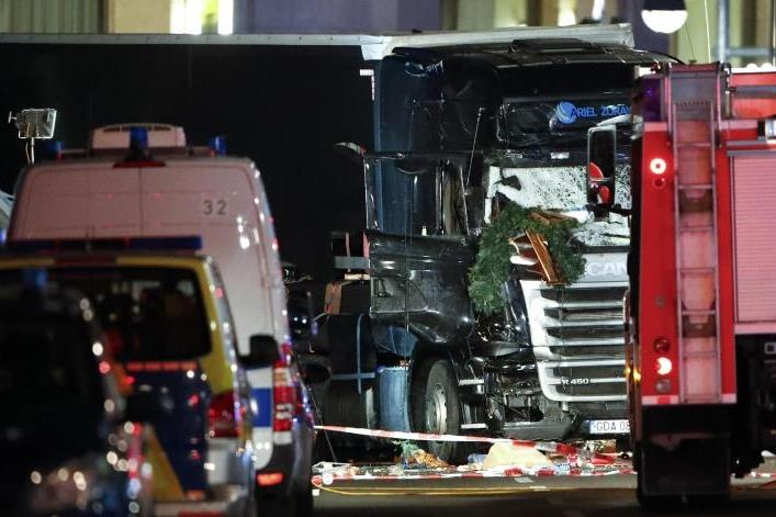 Już ponad 168 tys. funtów dla rodziny zabitego przez terrorystę Polaka