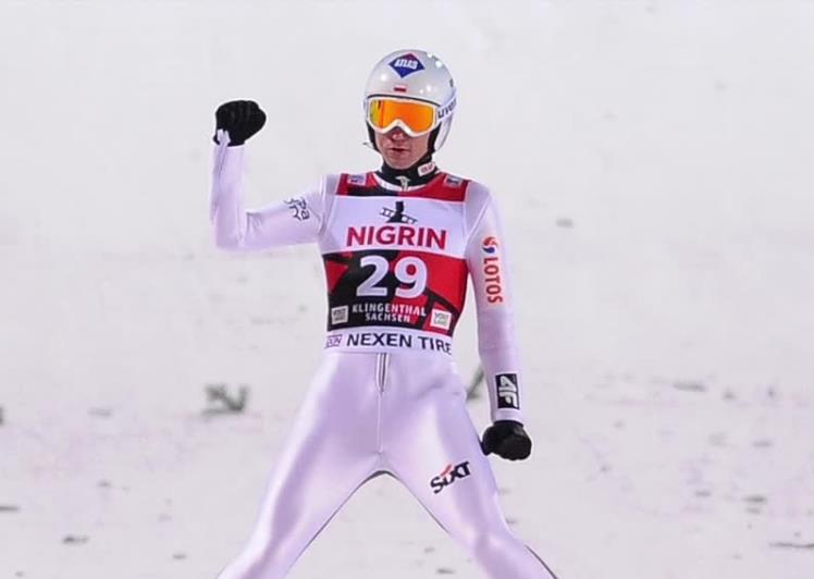 Drugie miejsce Kamila Stocha w pierwszym konkursie Turnieju Czterech Skoczni