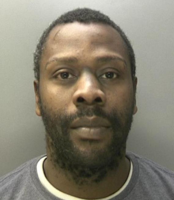 Włamywacz schwytany, dzięki paragonowi, który zgubił na miejscu przestępstwa