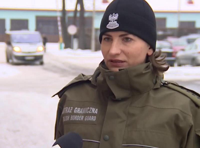 Przyjechali w naczepie tira. Afgańscy imigranci przekazani Słowakom