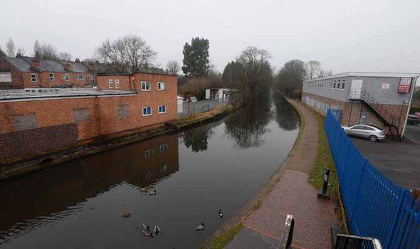 Nauczyciel zaatakowany przez grupę nastolatków –  uratował się, bo zaczął mówić po arabsku