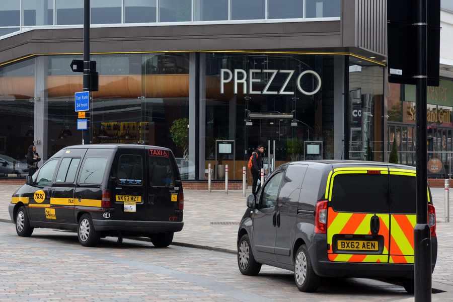 12,5 tys. mandatów w sześć tygodni za jazdę po buspasie w West Bromwich