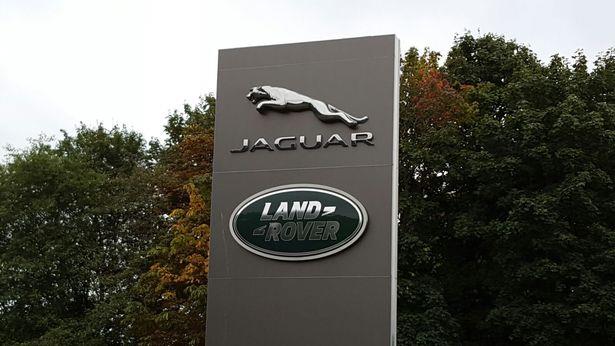 W sześć minut z fabryki Jaguar Land Rover w Solihull ukradli silniki warte 3 mln funtów