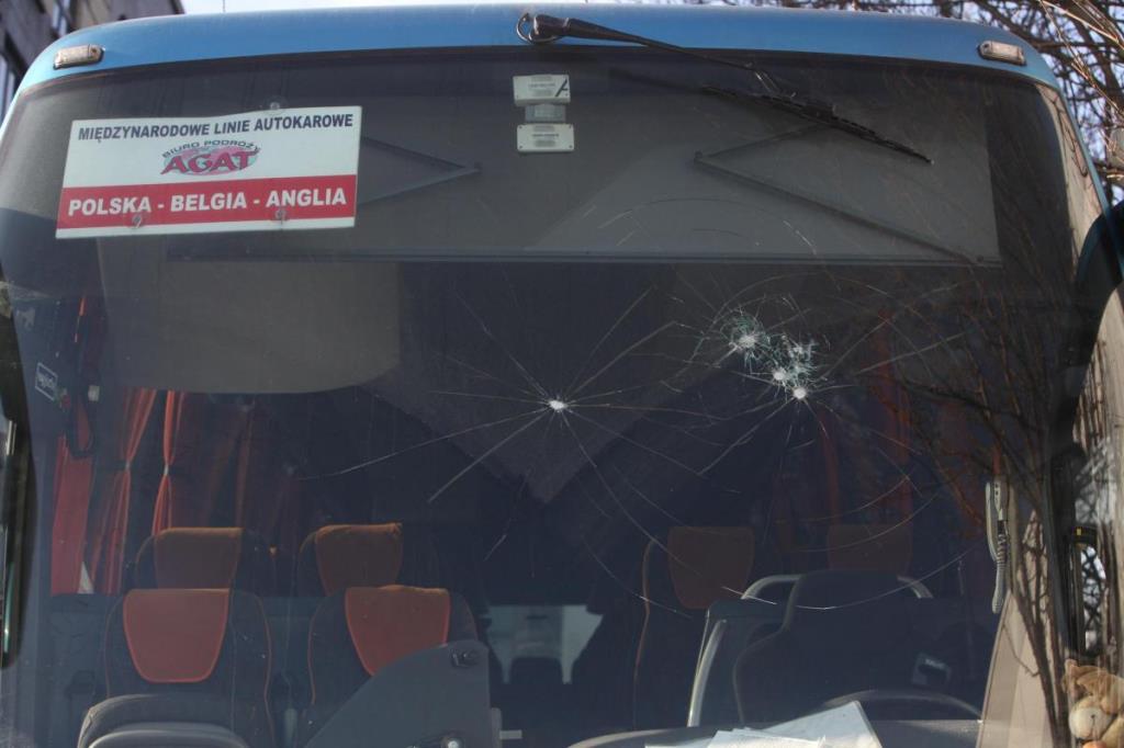 Wandale zniszczyli polski autobus w Southampton