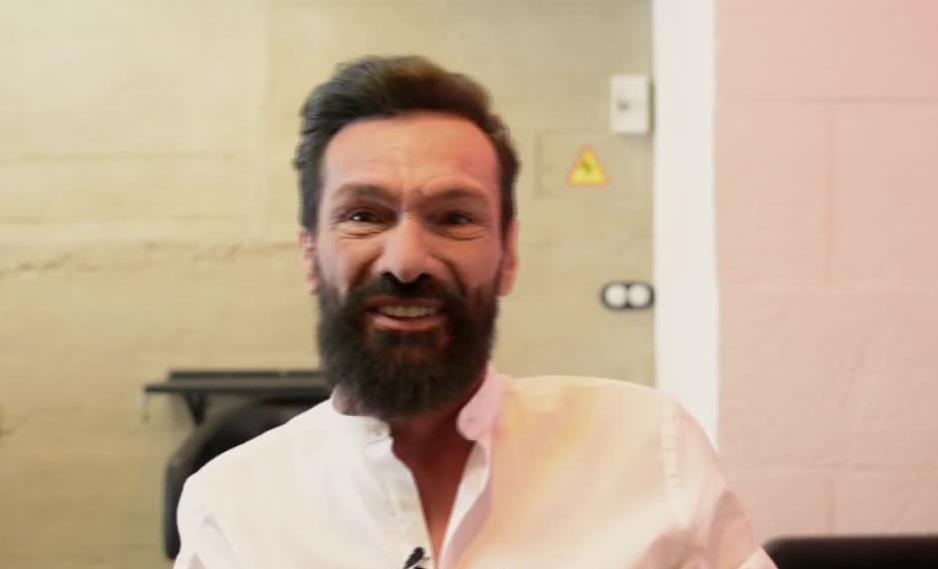 Ta metamorfoza podbiła serca internautów. Bezdomny wygląda niczym model