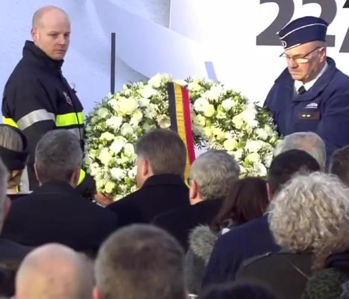 Mieszkańcy Brukseli uczcili pamięć ofiar w pierwszą rocznicę zamachu