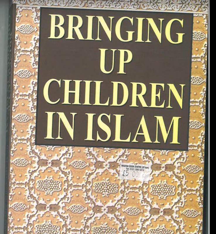 Britain First w muzułmańskiej księgarni w Birmingham