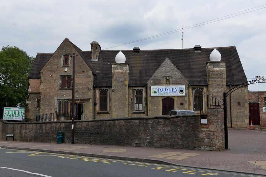 Na przegraną walkę o nową lokalizację meczet z Dudley wydał prawie 300 tys. funtów