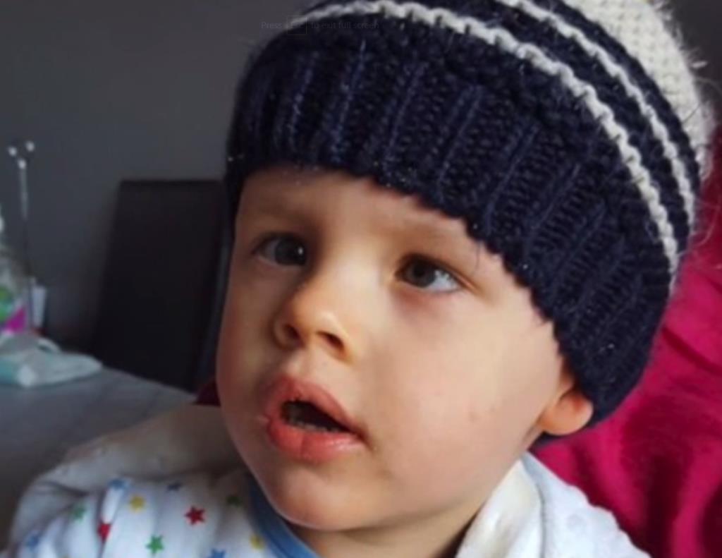 Dziecko samotnie spacerowało po ulicy w Worcester