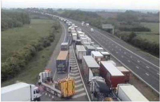 Wypadek na M6 – zginęło 5 osób