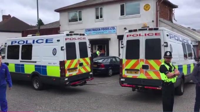 Zagraniczni pracownicy wykorzystywani do niewolniczej pracy – policyjny nalot na fabrykę