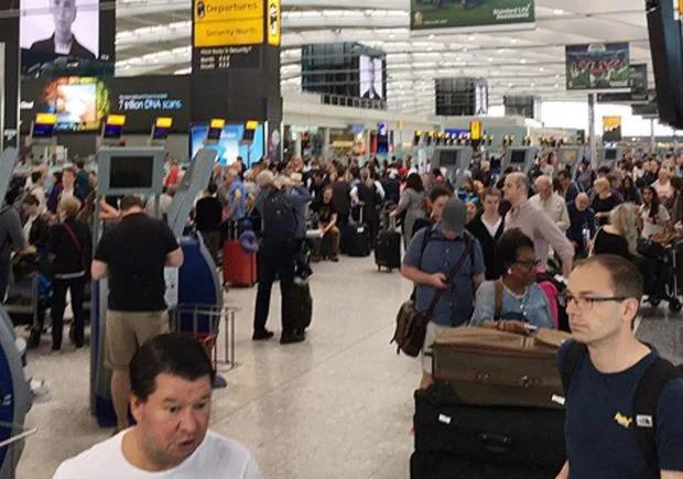 Paraliż na lotniskach. British Airways zawiesił wszystkie loty