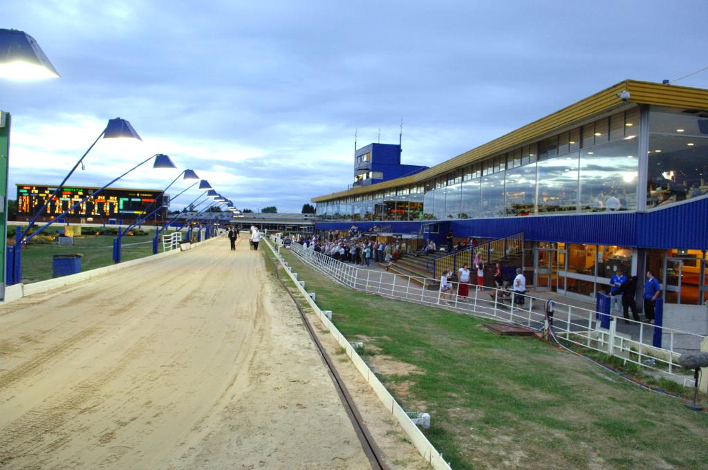 Hall Green Stadium w Birmingham zostanie zburzony - ustąpi miejsca osiedlu domów mieszkalnych
