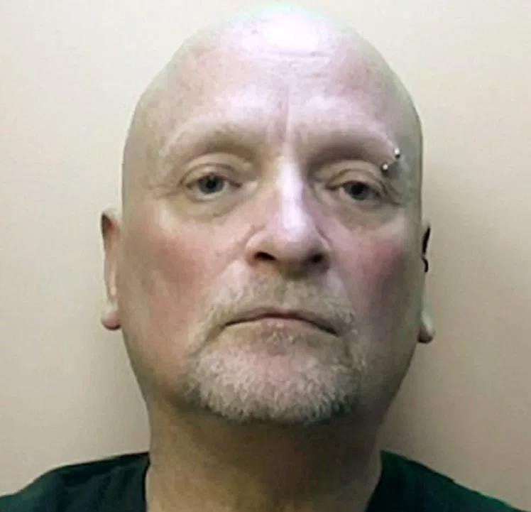 Mężczyzna skazany na więzienie za zachęcanie do podkładania bomb pod meczety