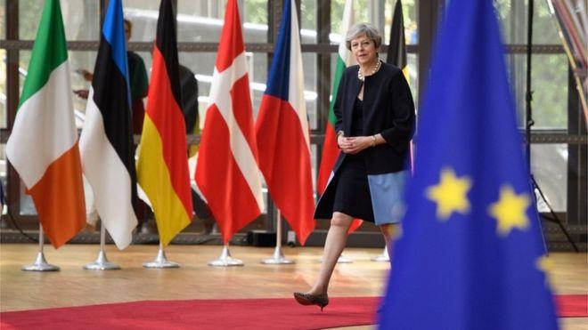 Theresa May przedstawiła propozycję dla obywateli UE po Brexicie