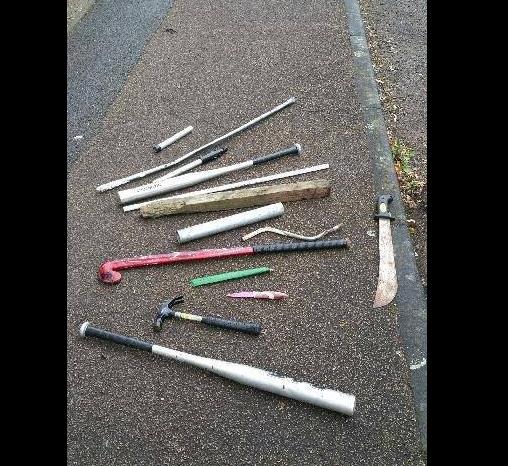 Policja znalazła ponad 60 sztuk broni w parku Small Heath