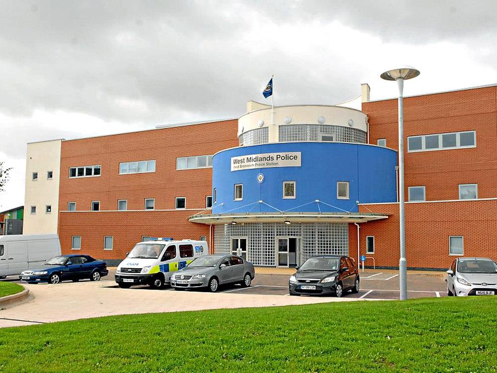 Zabił człowieka i przywiózł go na posterunek policji