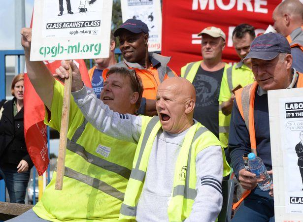 Strajk śmieciarzy - grożą, że potrwa nawet do końca grudnia