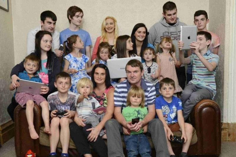 Największa brytyjska rodzina – urodziło im się 20 dziecko!