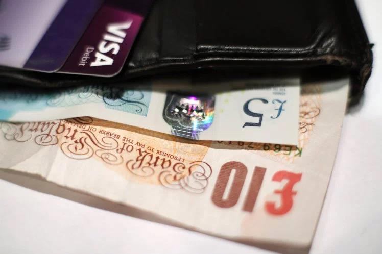 Nowa infolinia 555 dla ofiar oszustw bankowych