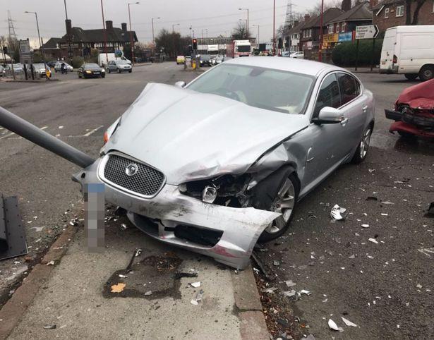 Pięć osób cudem uniknęło śmierci podczas wypadku w Erdington