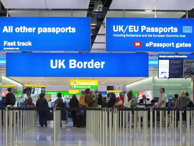 Home Office ma problemy z zatrudnieniem osób do rejestracji imigrantów