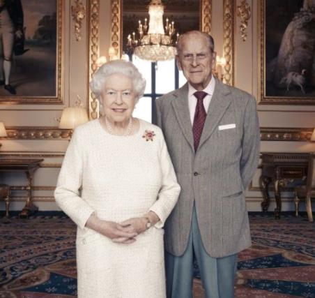 70 lat razem. Królowa Elżbieta i książę Filip świętują rocznicę