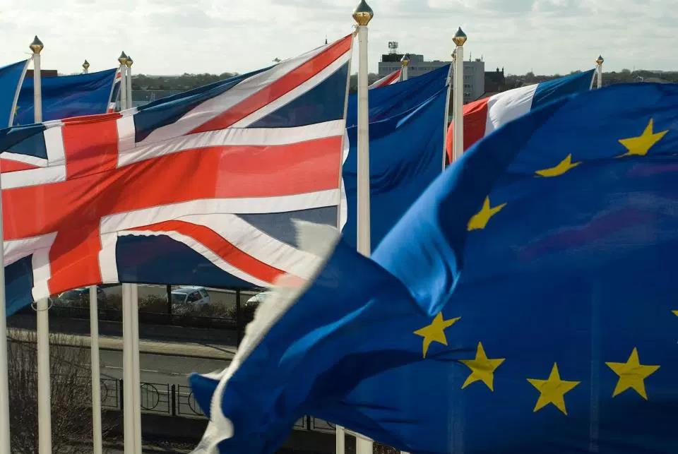 Wielka Brytania jednak zostanie w UE? Tusk i Juncker: Nasze drzwi pozostają otwarte