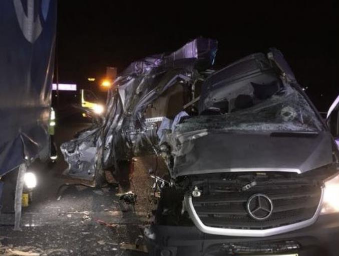 Wypadek na autostradzie M6 - duże opóźnienia w podróżowaniu