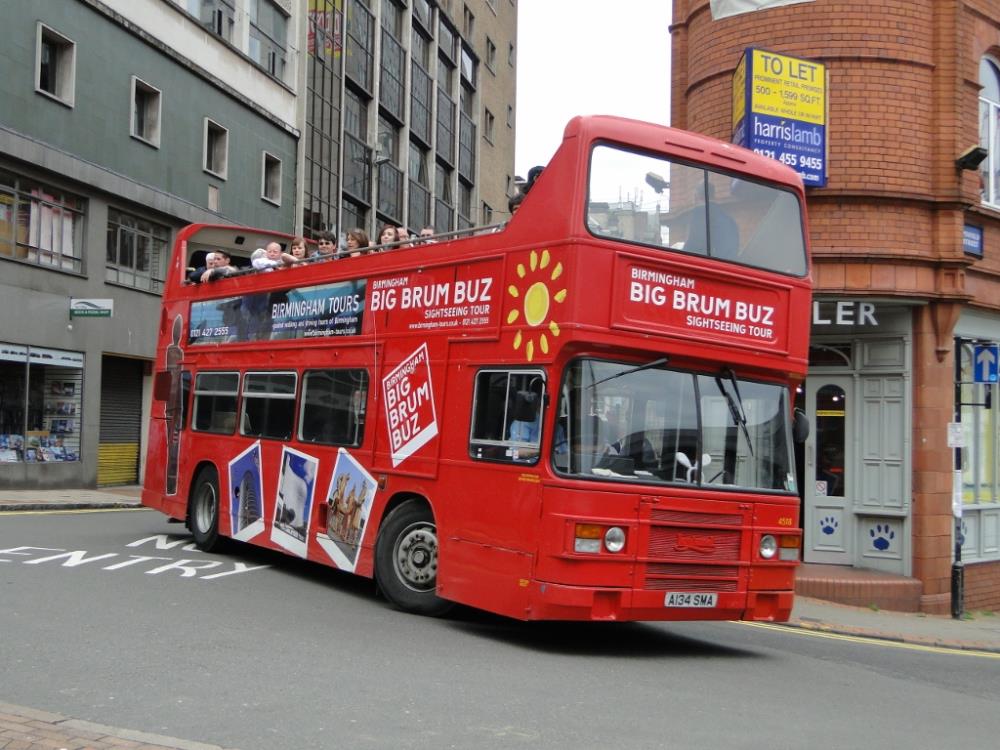 Big Brum Buz oferujący wycieczki po Birmingham zakończył swoją działalność
