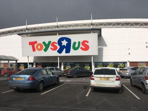 Toys R Us za dwa tygodnie zamknie wszystkie sklepy
