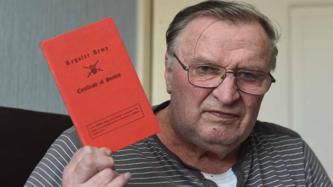 Polakowi z Birmingham, który służył w armii UK odmówiono brytyjskiego paszportu.