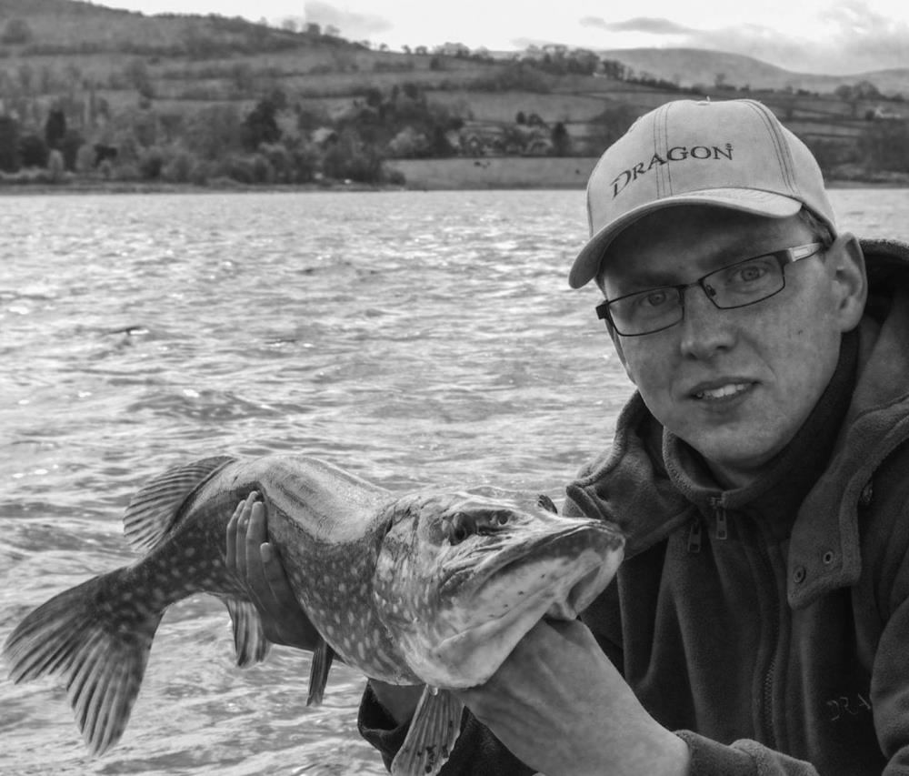 Polak z Birmingham zginął spadając z klifu do morza – pomóżmy jego rodzinie!