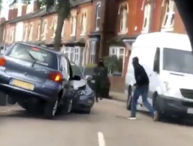 Kierowca zaatakowany maczetą w Handsworth