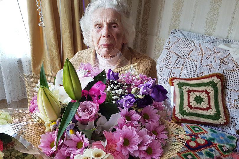 Zmarła 100-letnia Polka z Derby, napadnięta w drodze do kościoła