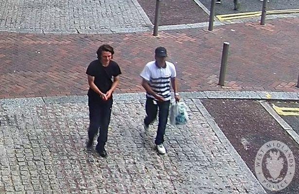 Policja poszukuje 2 mężczyzn podejrzanych o dźgnięcie nożem 30-lataka