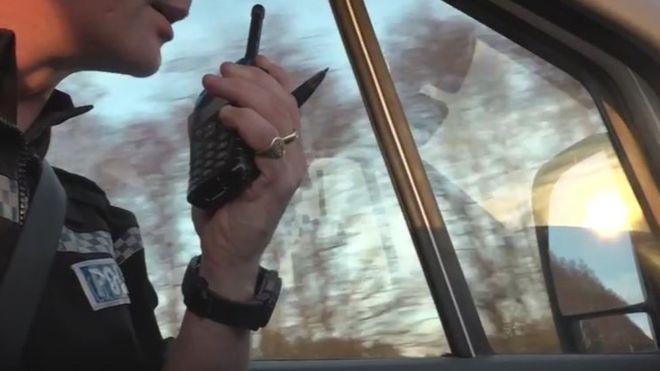 Kierowcy zatrzymani przez policję muszą zdać test wzroku albo stracą prawo jazdy