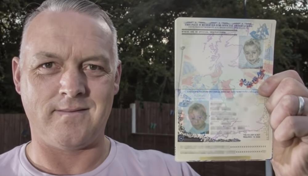 Przyleciał z Birmingham do Polski na paszporcie dziecka. Nikt z obsługi lotniska tego nie zauważył