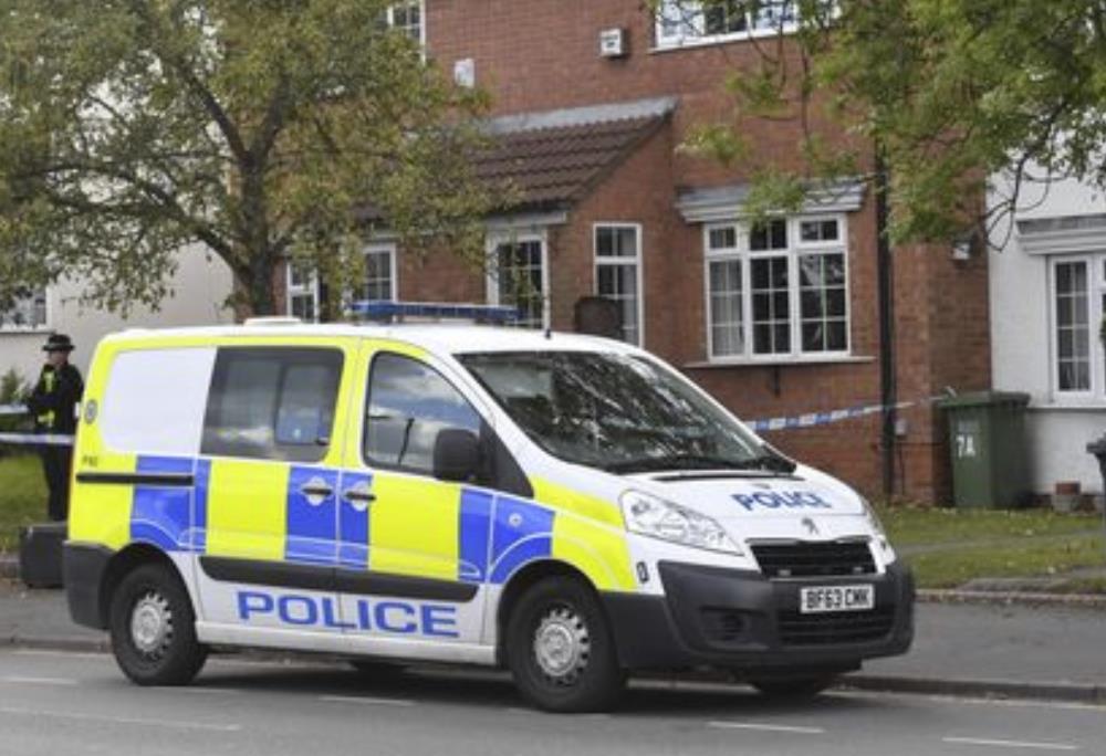 Ciało kobiety znalezione w domu w Solihull