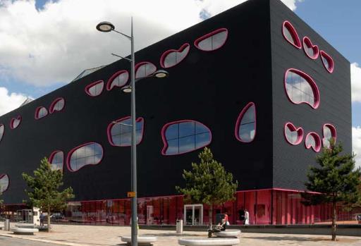 Centrum sztuki za 60 mln funtów będzie przekształcone w college