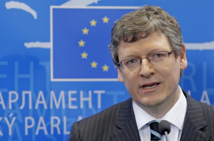 Laszlo Andor: Bez imigrantów, Brytyjczycy zapłacą większe podatki