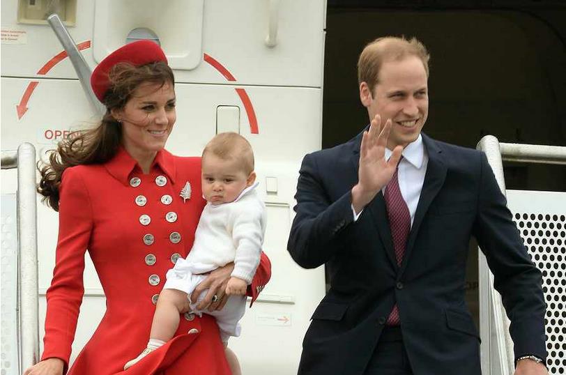 Książę George z pierwszą zagraniczną wizytą