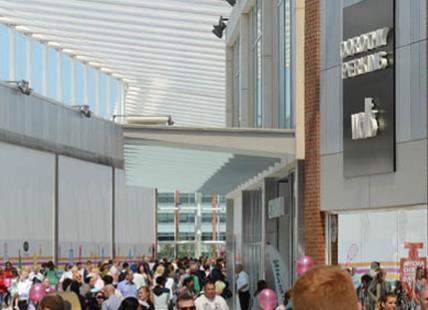 Nowa poczta w centrum handlowym New Square