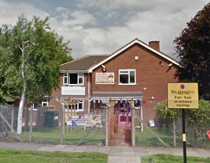 Dziecko wypadło  z okna(6m) w przedszkolu w Birmingham