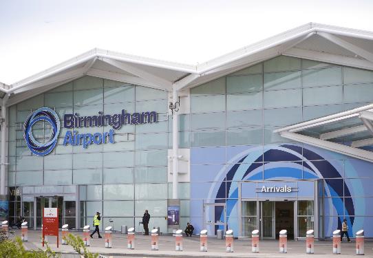 Straż graniczna udaremniła import nielegalnej broni