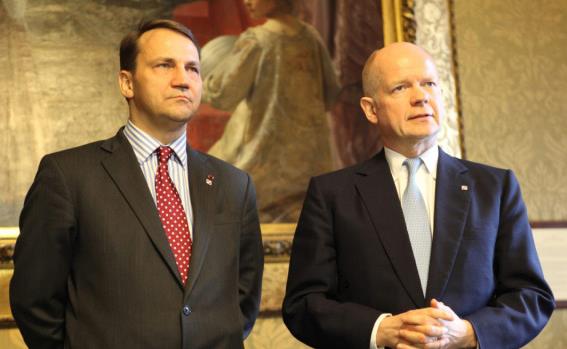 Warszawa i Londyn razem. Konflikt nie ucichnie - będą sankcje