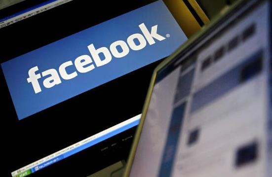 Użytkownicy Facebooka  oferują sprzedaż nerki za £20 000.