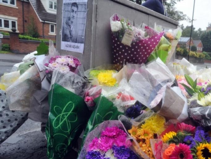 Rodzina oddaje hołd zasztyletowanemu nastolatkowi