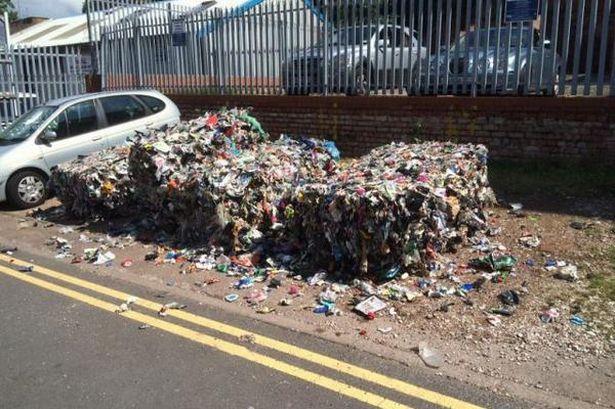 Apel w sprawie nielegalnych śmieci pozostawionych niedaleko centrum Walsall