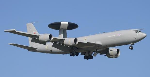 Samolot RAFu będzie monitorować sytuację na Ukrainie